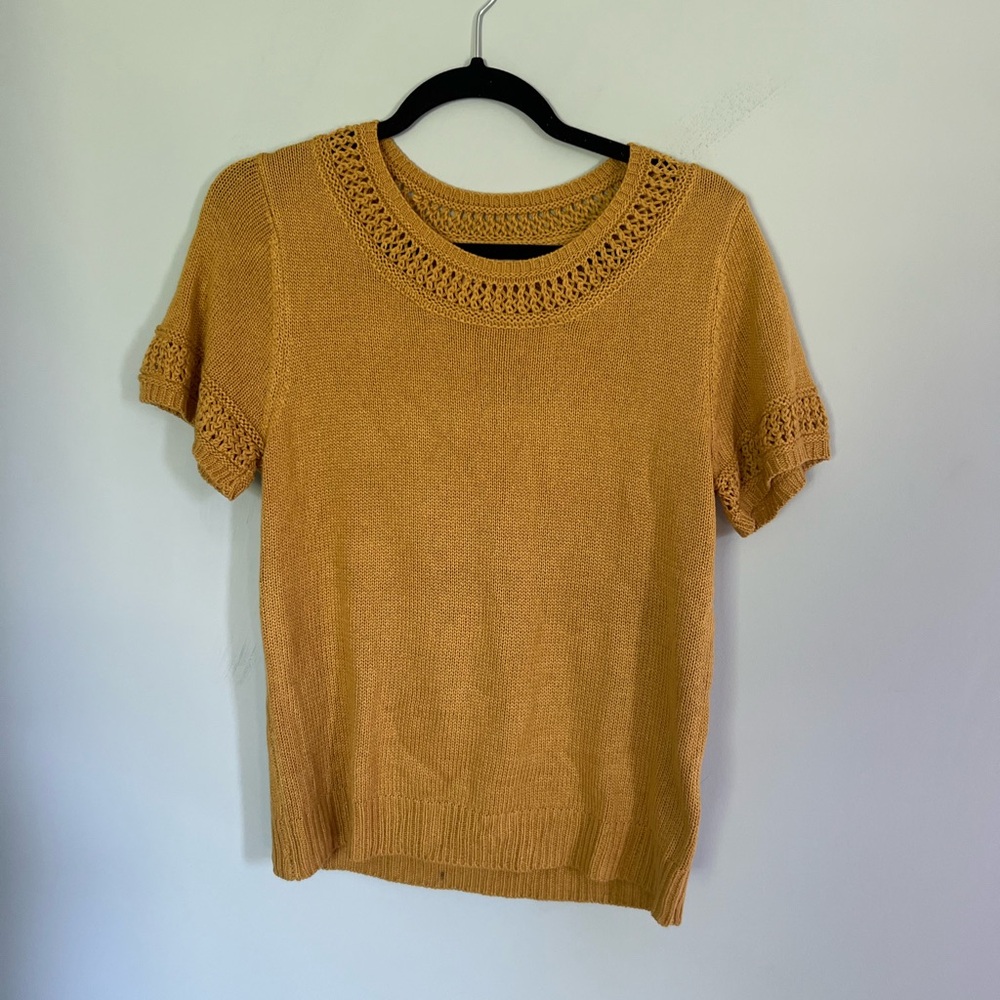Anthropologie, size M, Mustard Yellow Knit Short Sleeve Top